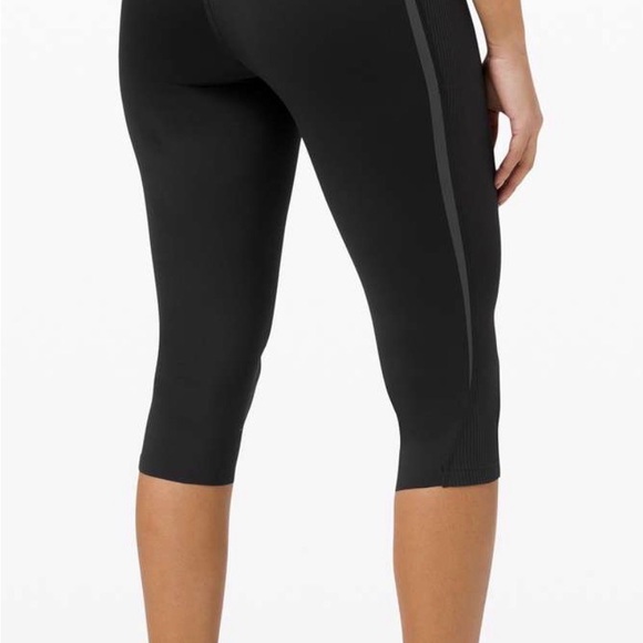 Lululemon Gloss Trim Run Super High-Rise Crop 17" size 12 - Picture 2 of 3